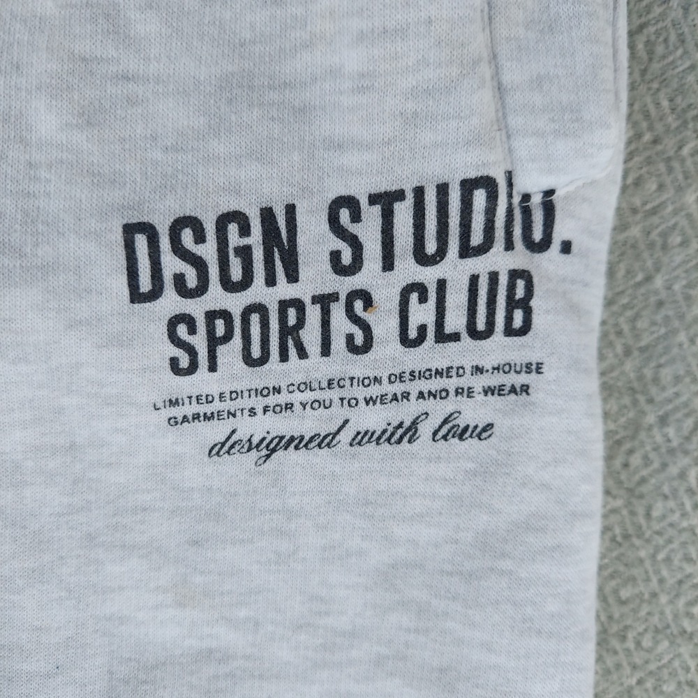 Boohoo Sweatpants Women M Gray DSGN Studio Sports Club Joggers Heathered Graphic - Picture 3 of 6